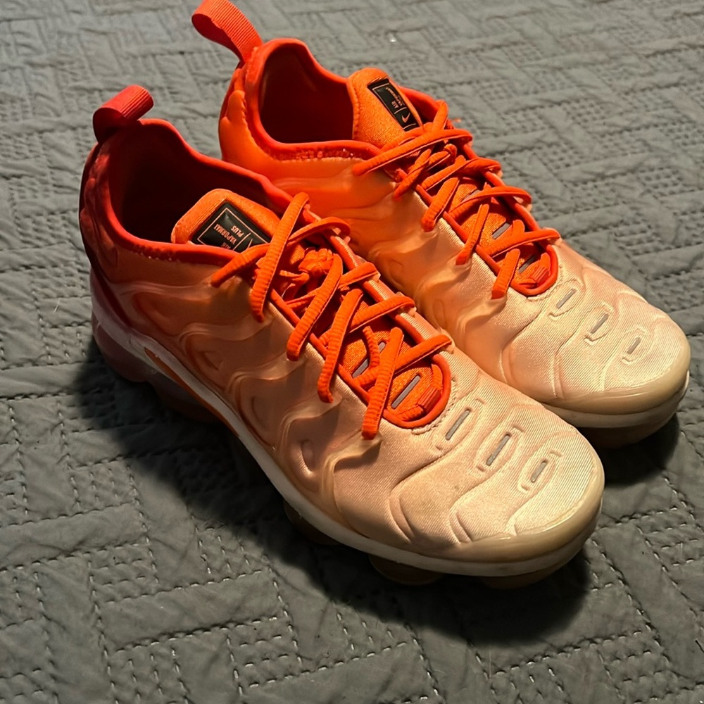 Nike : Air Vapormax Plus - M6.5/W8